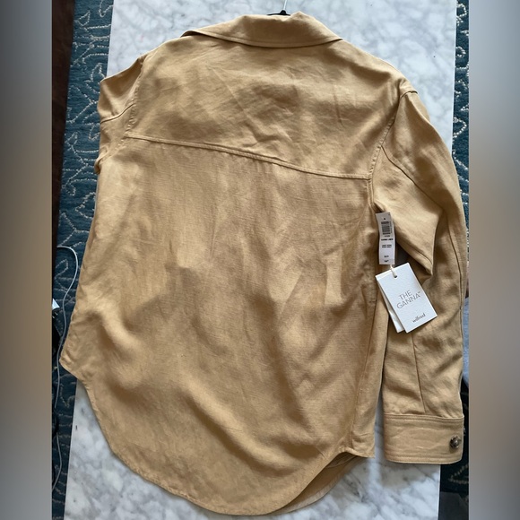 Wilfred Gana linen shirt from Aritzia - Picture 6 of 6